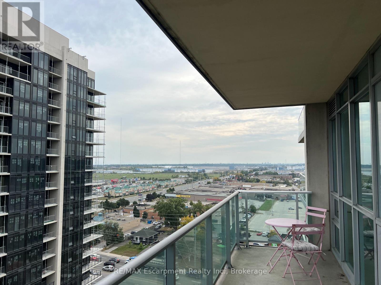 1309 - 1055 Southdown Road, Mississauga, Ontario  L5J 0A3 - Photo 33 - W12896908