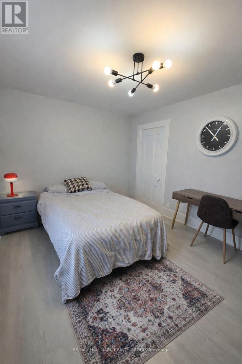 514 Bay Street, Ottawa, Ontario  K1R 6B3 - Photo 17 - X12927004