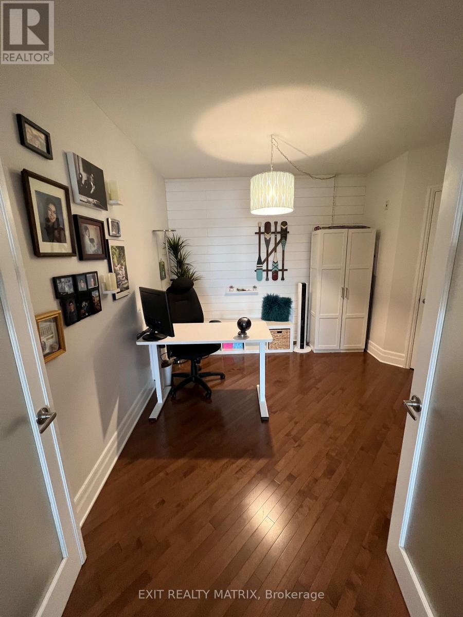 218 - 808 Bronson Avenue, Ottawa, Ontario  K1S 5A4 - Photo 17 - X12927032