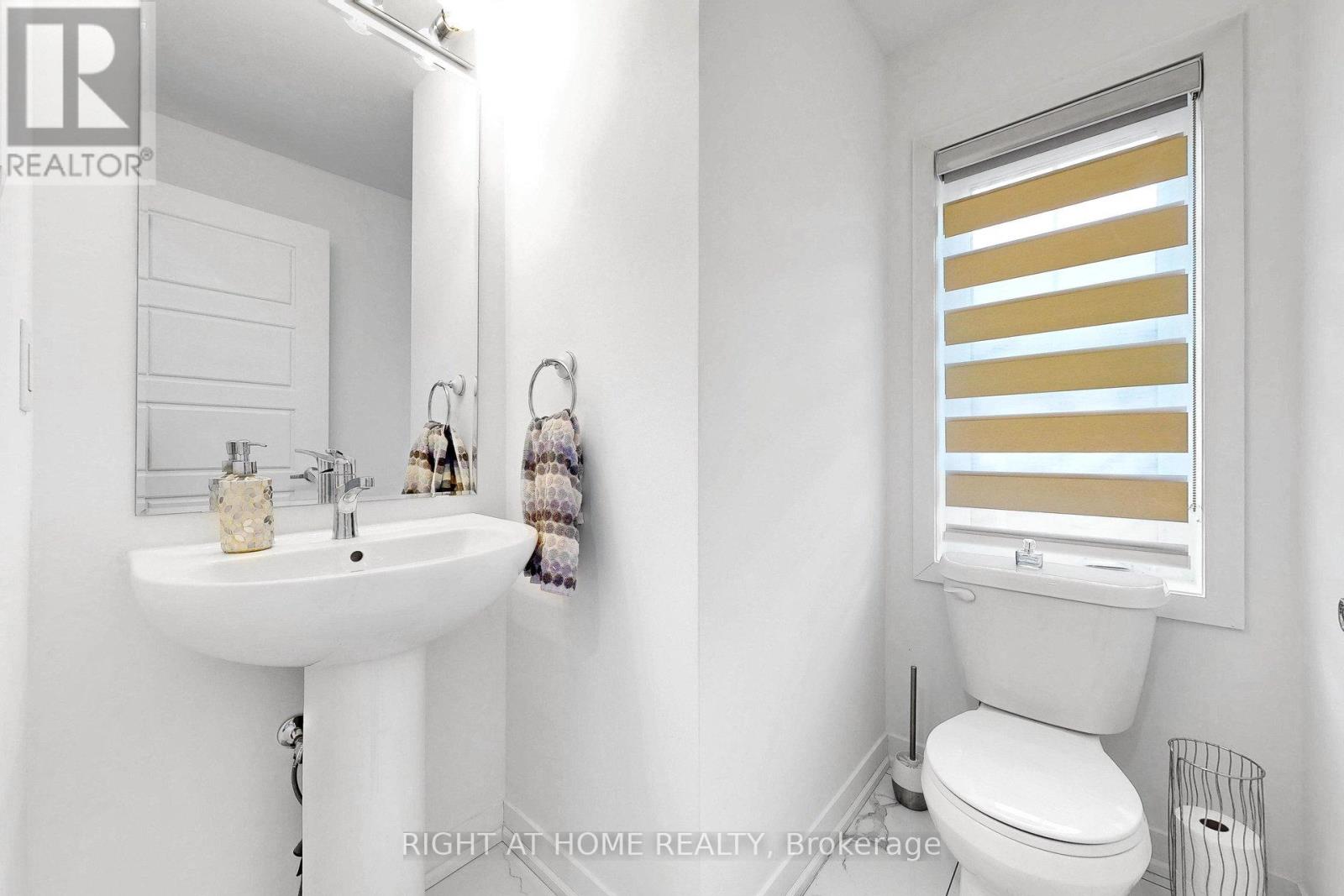 7 Selfridge Way, Whitby, Ontario  L1N 0N9 - Photo 16 - E12927012