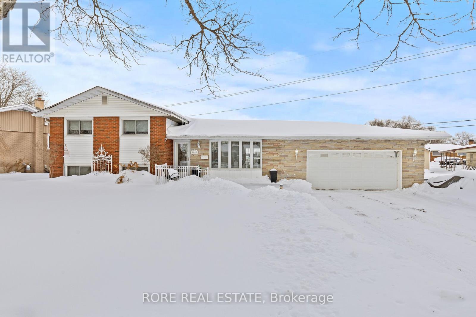 8842 ROOSEVELT STREET, Niagara Falls, Ontario