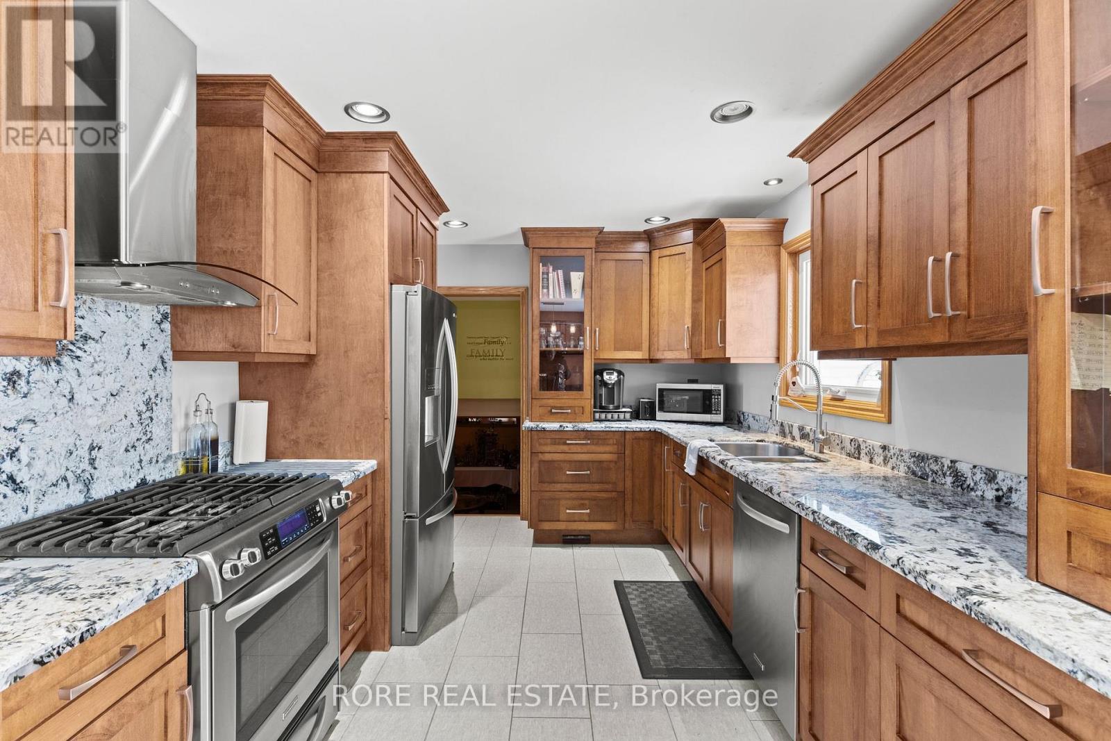 8842 Roosevelt Street, Niagara Falls, Ontario  L2G 7A2 - Photo 11 - X12927038