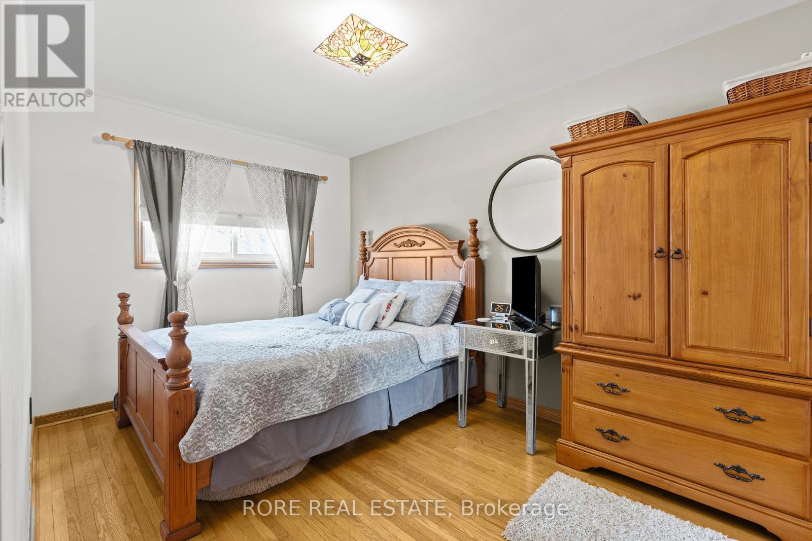 8842 Roosevelt Street, Niagara Falls, Ontario  L2G 7A2 - Photo 15 - X12927038