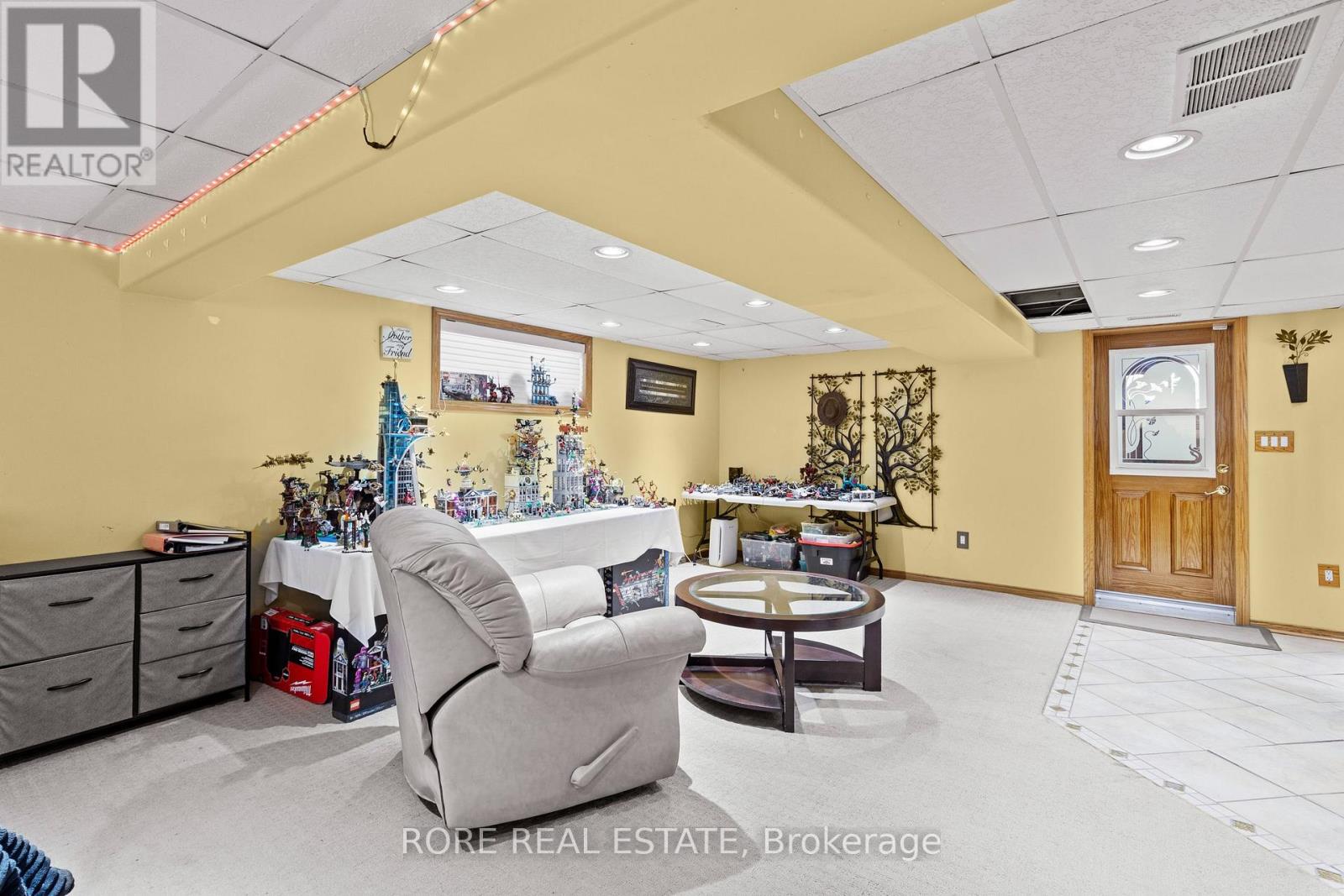 8842 Roosevelt Street, Niagara Falls, Ontario  L2G 7A2 - Photo 23 - X12927038