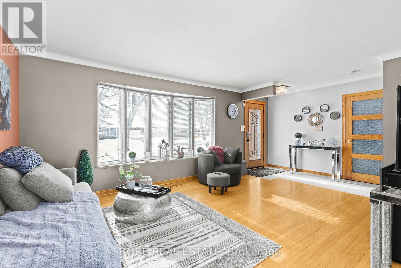 8842 Roosevelt Street, Niagara Falls, Ontario  L2G 7A2 - Photo 6 - X12927038