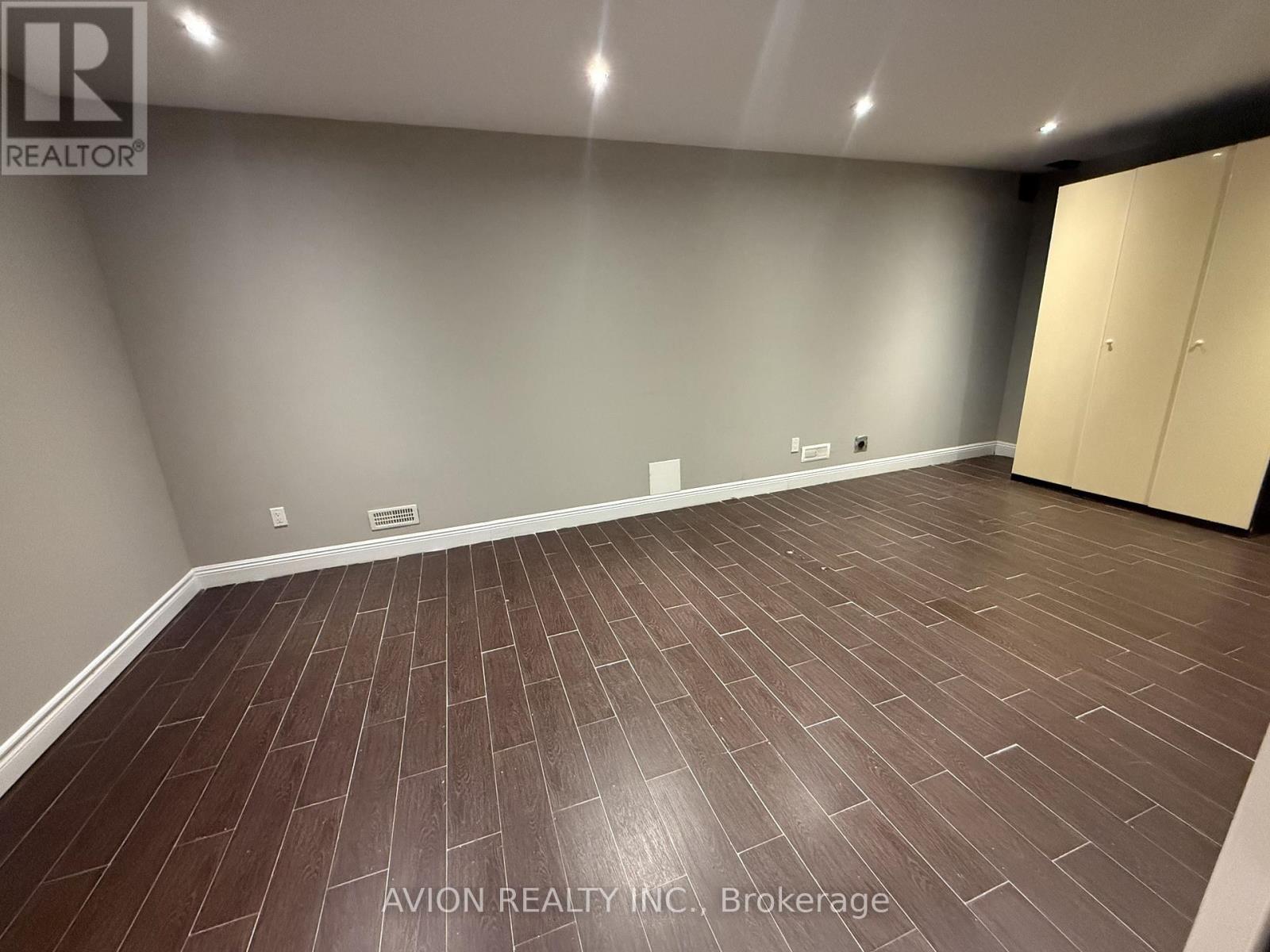 Basement - 56 Peter Street, Markham, Ontario  L3P 2A6 - Photo 5 - N12927014