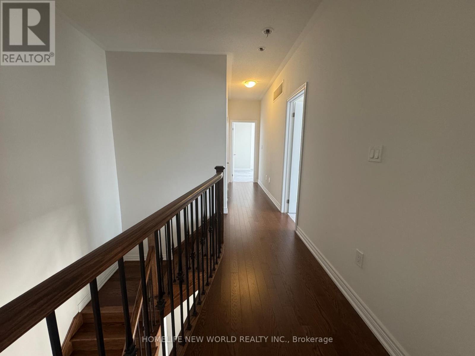 1 Stilton Avenue, Vaughan, Ontario  L4H 5B9 - Photo 11 - N12927036