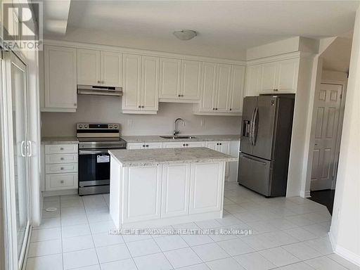 30 Campobello Street, Vaughan, Ontario  L6A 5B3 - Photo 9 - N12927046