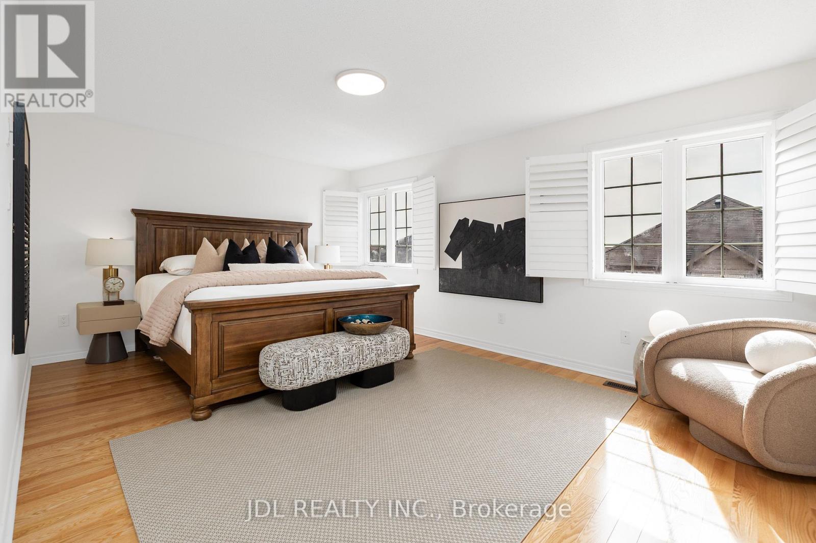 3 Mansard Drive, Richmond Hill, Ontario  L4E 0L8 - Photo 28 - N12926878