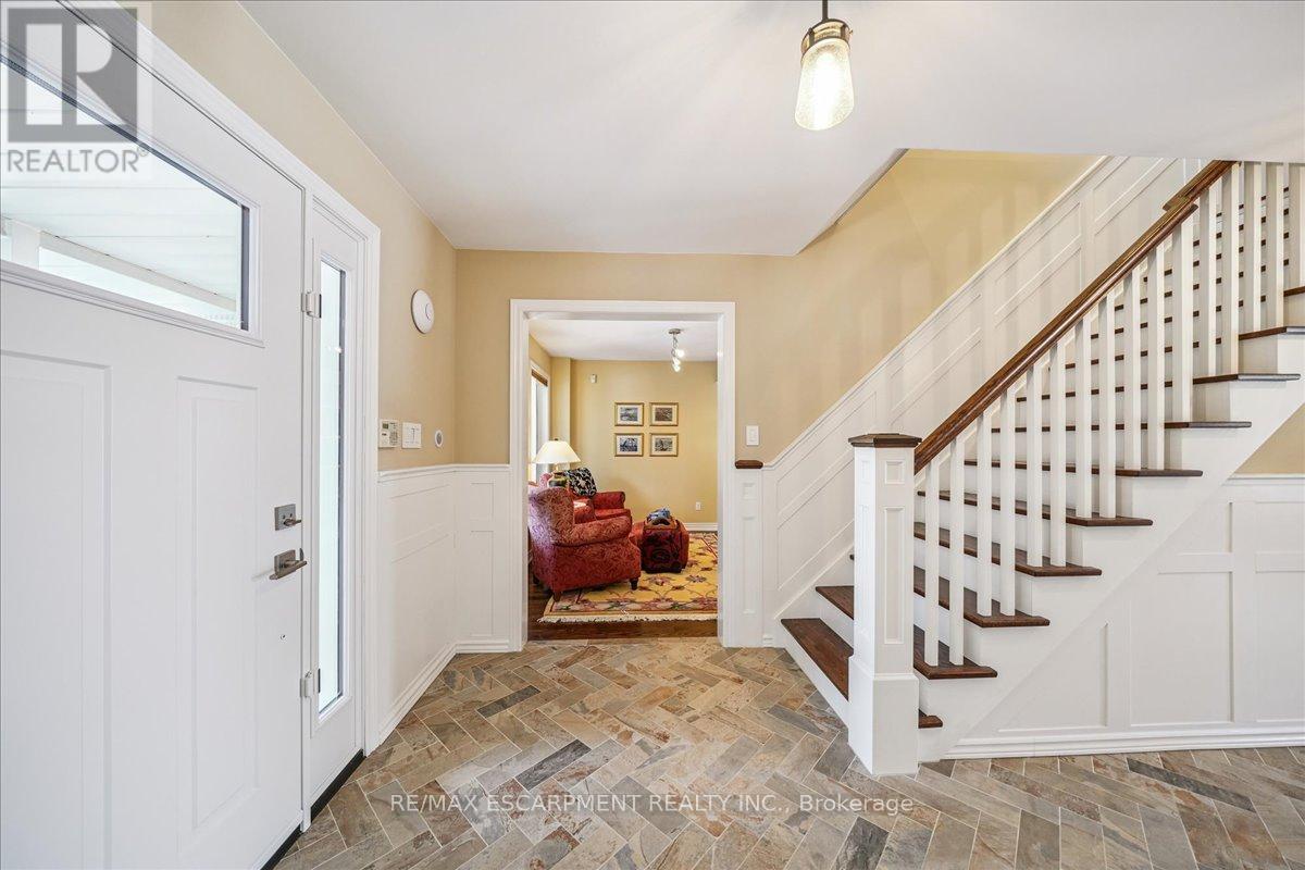 19231 Shaws Creek Road, Caledon, Ontario  L7K 1L4 - Photo 5 - W12795340