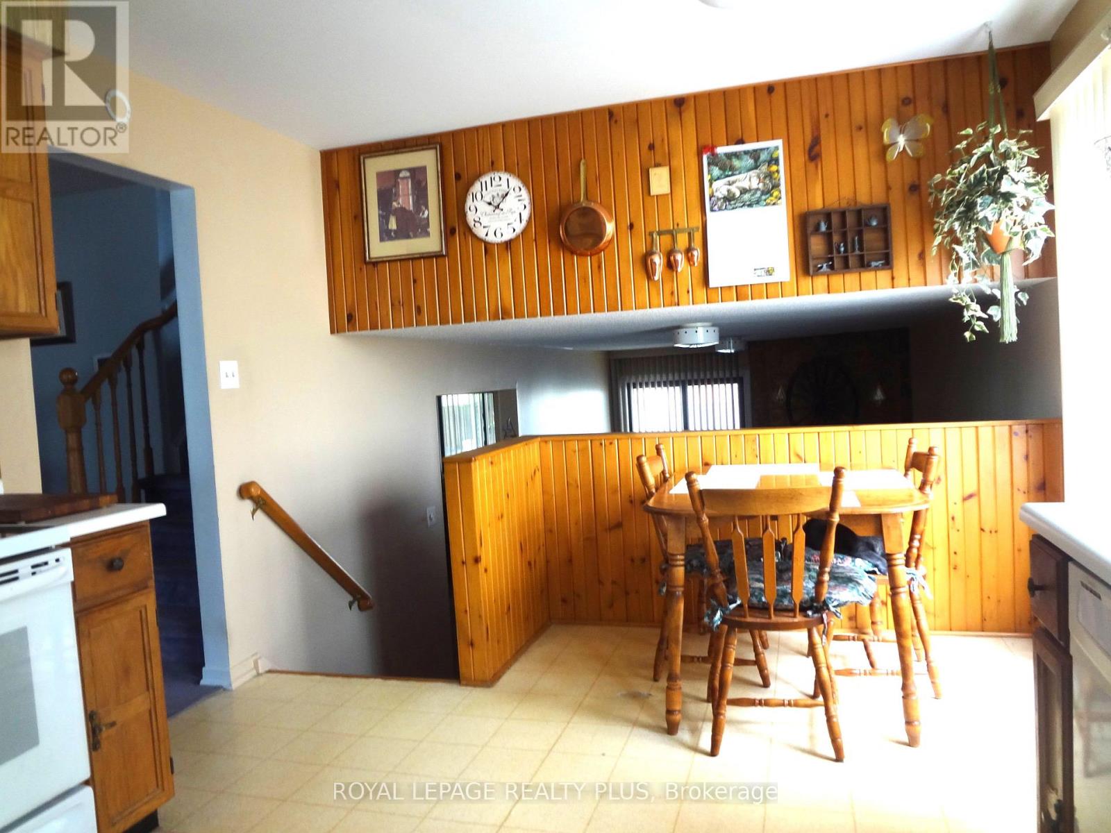 4170 Treetop Crescent, Mississauga, Ontario  L5L 2L9 - Photo 12 - W12927010