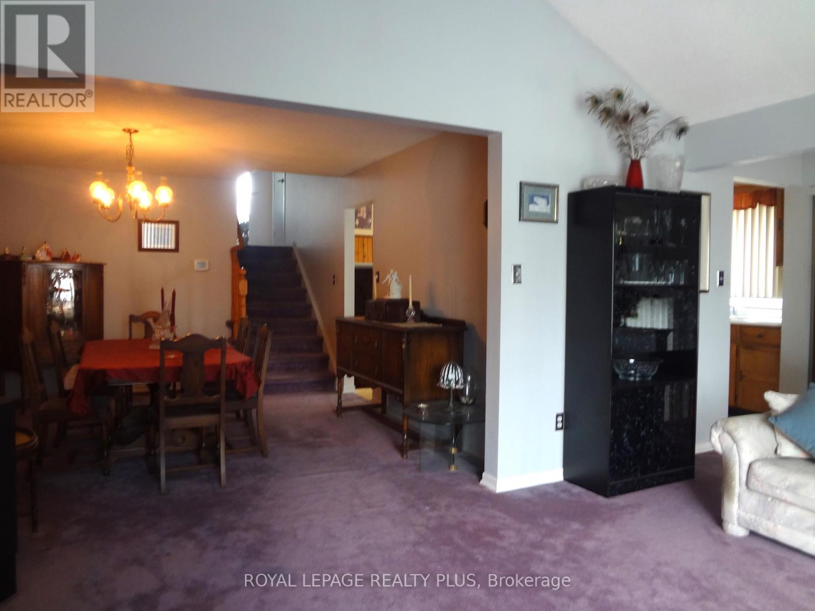 4170 Treetop Crescent, Mississauga, Ontario  L5L 2L9 - Photo 6 - W12927010