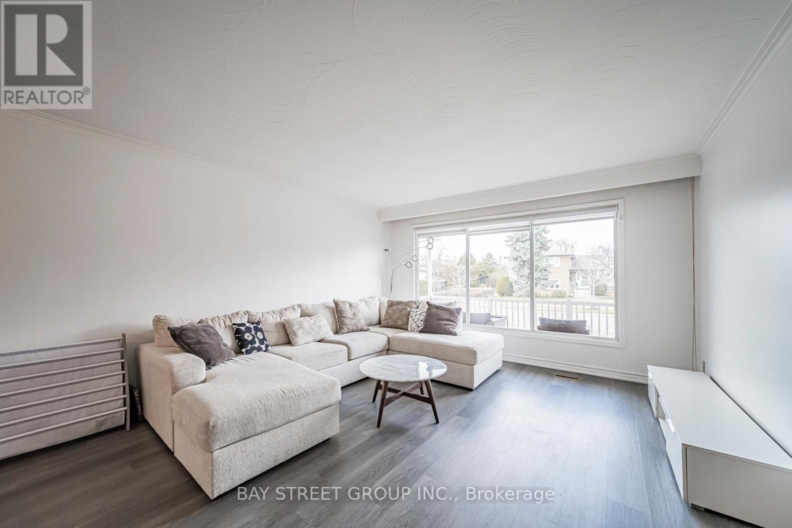 Upper - 1520 Brentano Boulevard, Mississauga, Ontario  L4X 1A4 - Photo 12 - W12927028