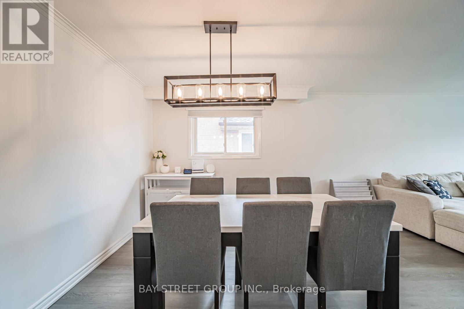 Upper - 1520 Brentano Boulevard, Mississauga, Ontario  L4X 1A4 - Photo 21 - W12927028