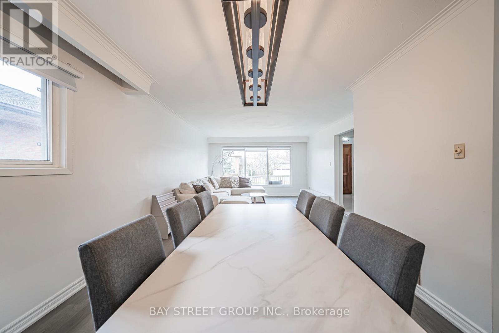 Upper - 1520 Brentano Boulevard, Mississauga, Ontario  L4X 1A4 - Photo 43 - W12927028