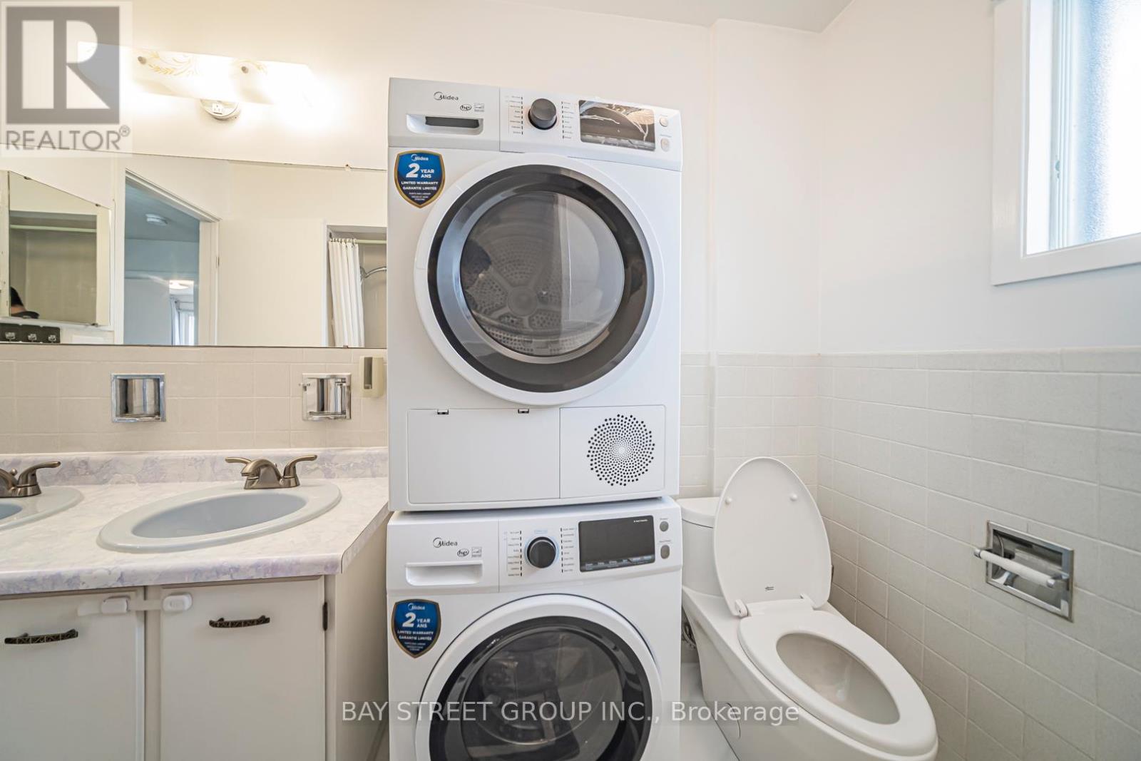 Upper - 1520 Brentano Boulevard, Mississauga, Ontario  L4X 1A4 - Photo 47 - W12927028