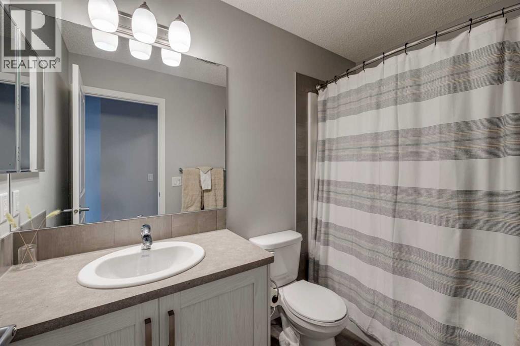 221 Sundown Road, Cochrane, Alberta  T4C 2M6 - Photo 20 - A2283831