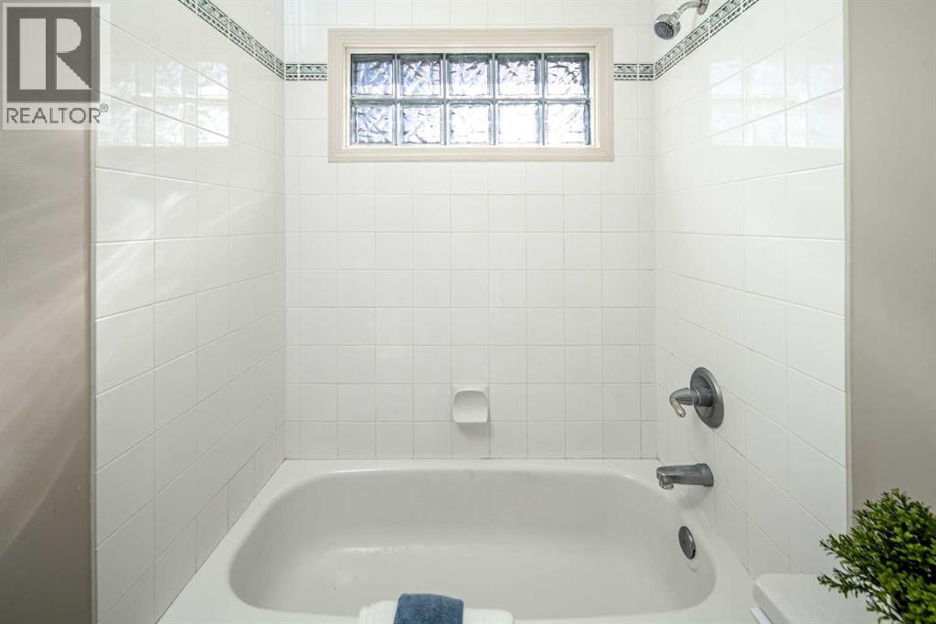 143 Hamptons Terrace Nw, Calgary, Alberta  T3A 5S3 - Photo 33 - A2294587