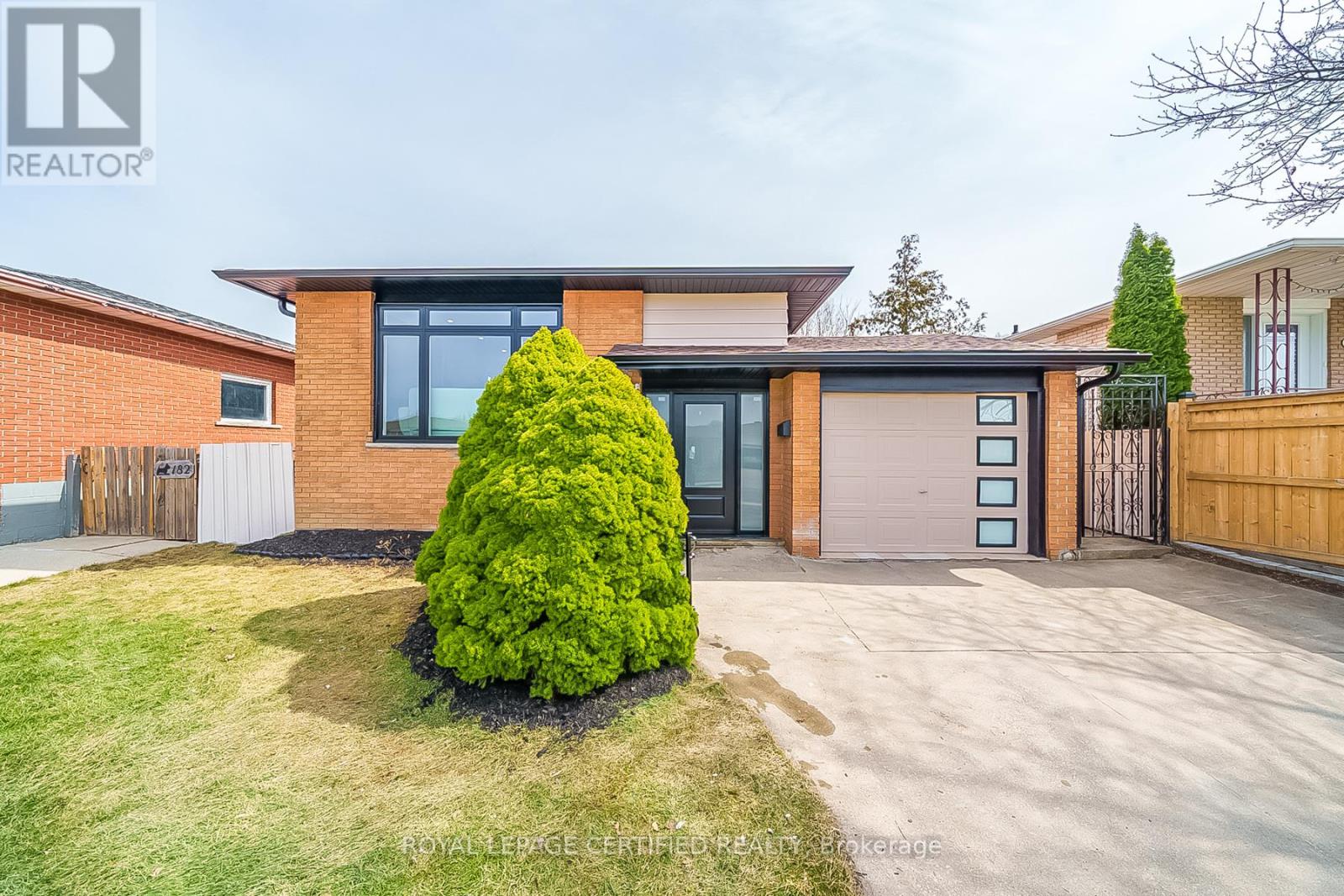 178 MARCELLA CRESCENT, Hamilton, Ontario