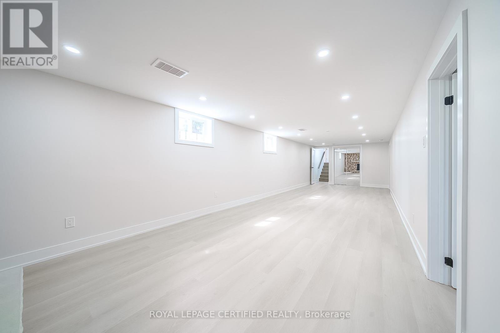 178 Marcella Crescent, Hamilton, Ontario  L8K 6G3 - Photo 34 - X12927044