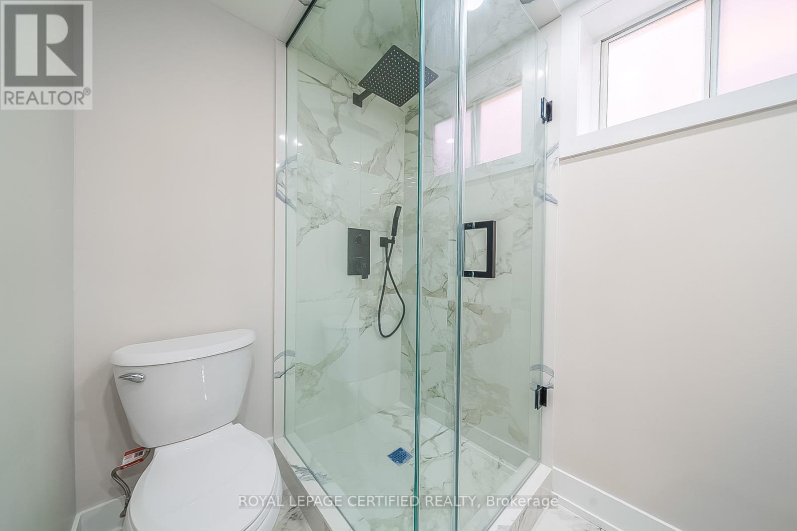 178 Marcella Crescent, Hamilton, Ontario  L8K 6G3 - Photo 39 - X12927044