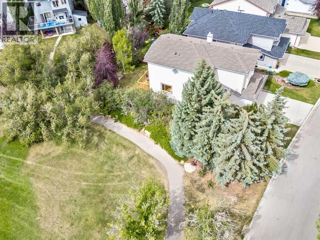 265 Somerside Park Sw, Calgary, Alberta  T2Y 3G5 - Photo 30 - A2290917