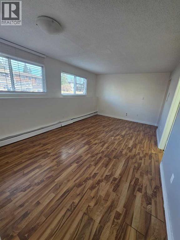4503 73 Street NW, Calgary, Alberta  T3B 2M3 - Photo 11 - A2296807
