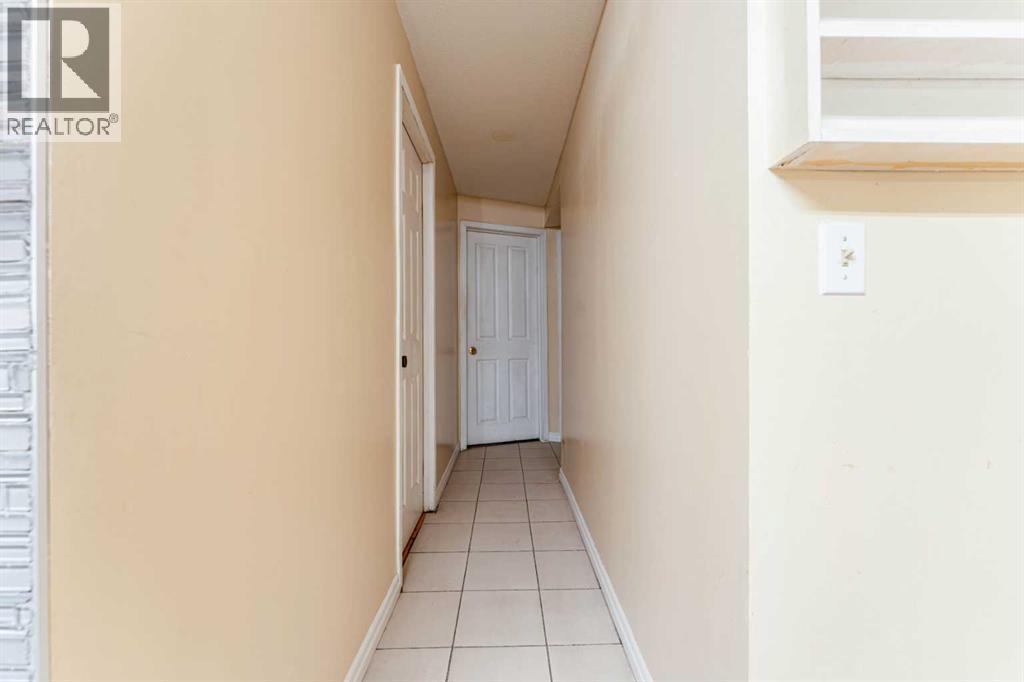 350 33 Avenue NE, Calgary, Alberta  T2E 2H8 - Photo 38 - A2281799