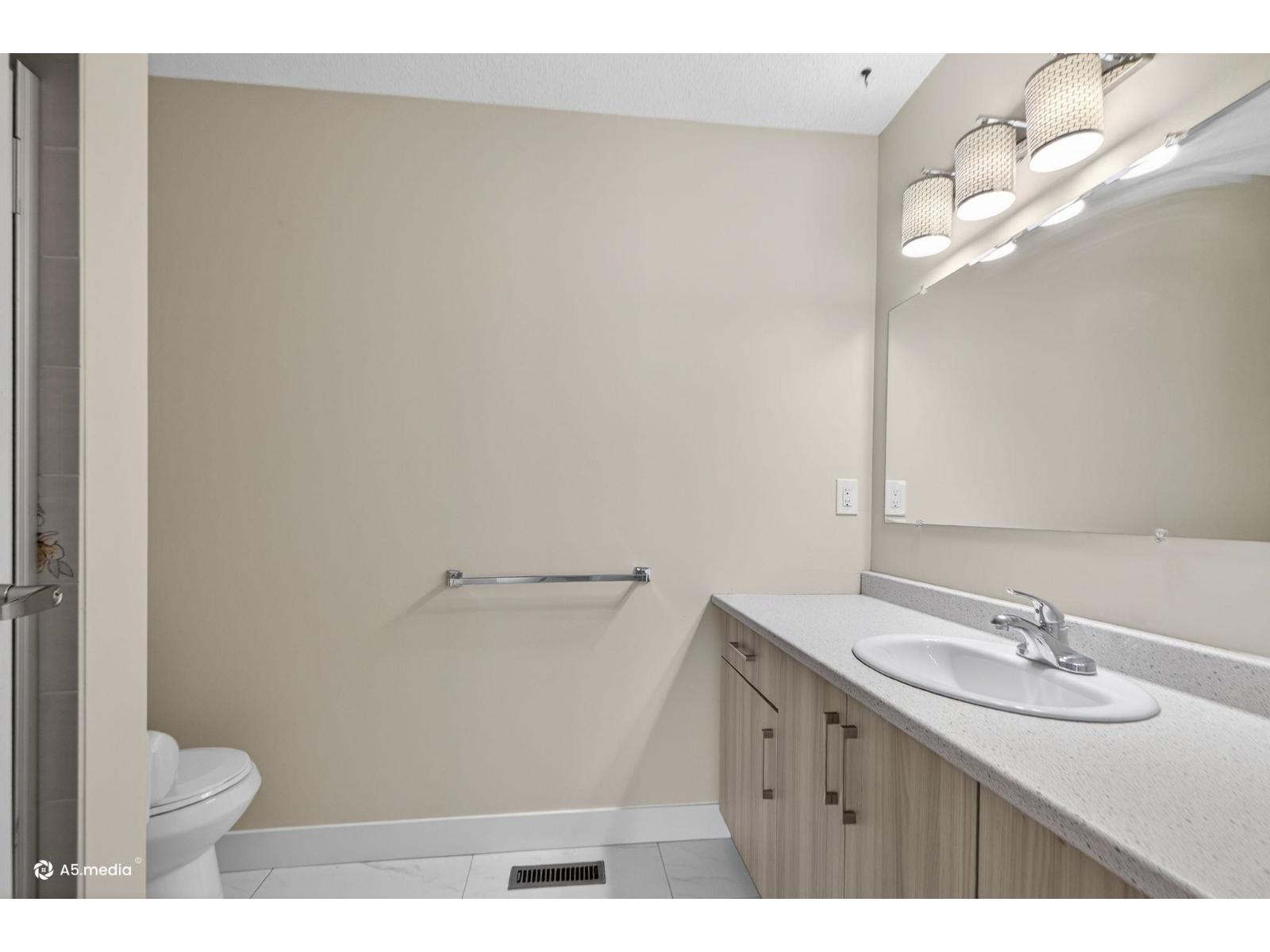 14085 114a Avenue, Surrey, British Columbia  V3R 2N6 - Photo 25 - R3104205