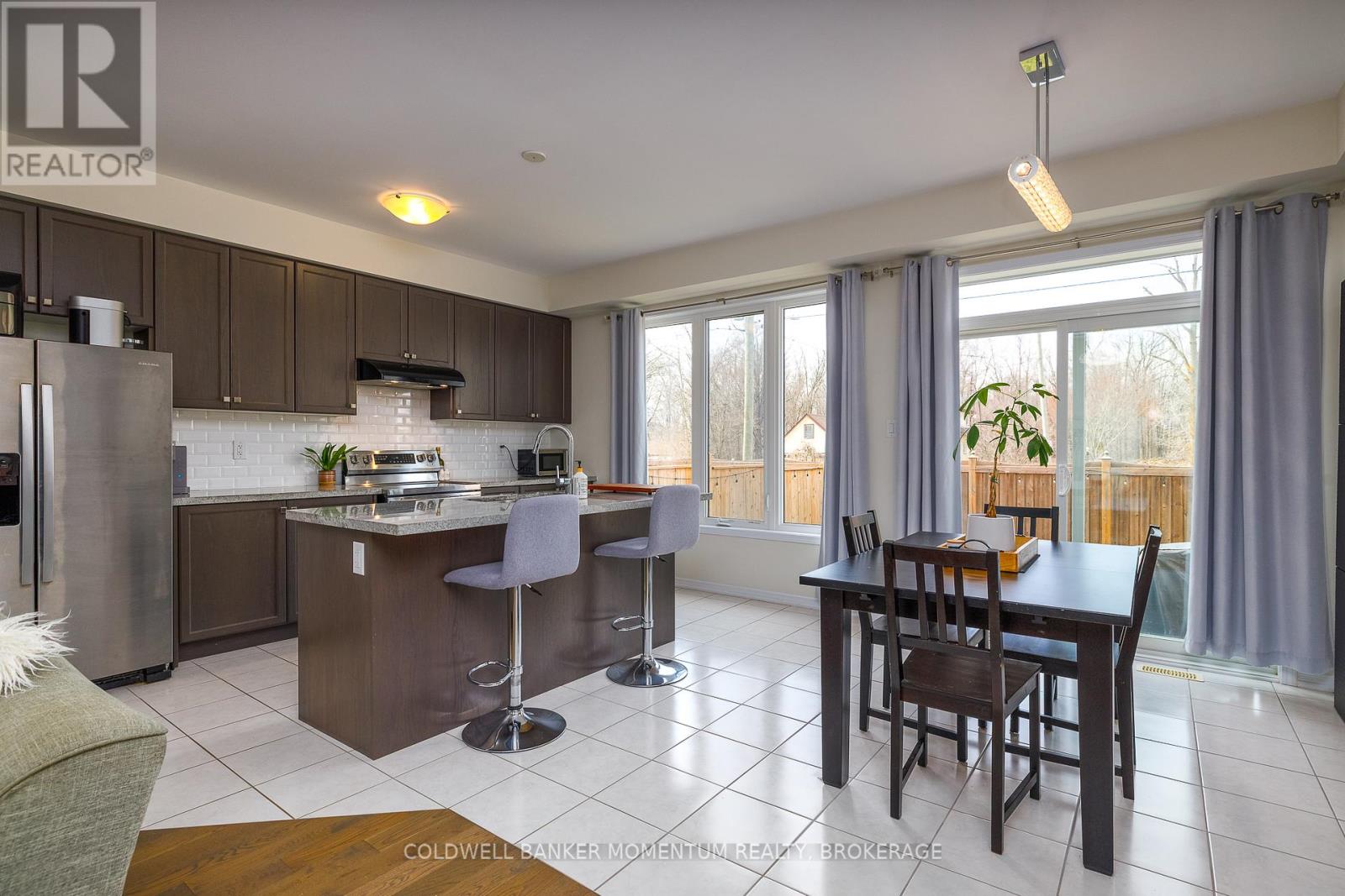 8823 Chickory Trail, Niagara Falls, Ontario  L2H 3S3 - Photo 15 - X12927072