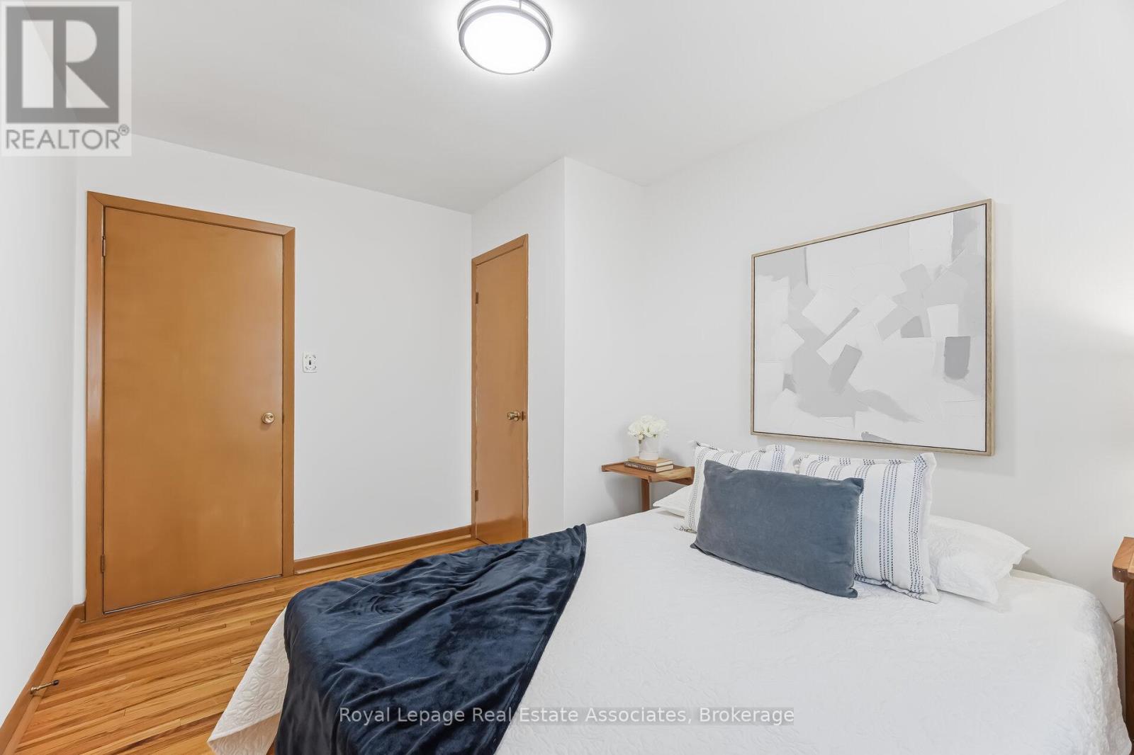 5 Rosewood Avenue, Toronto, Ontario  M8Z 1X3 - Photo 17 - W12924746