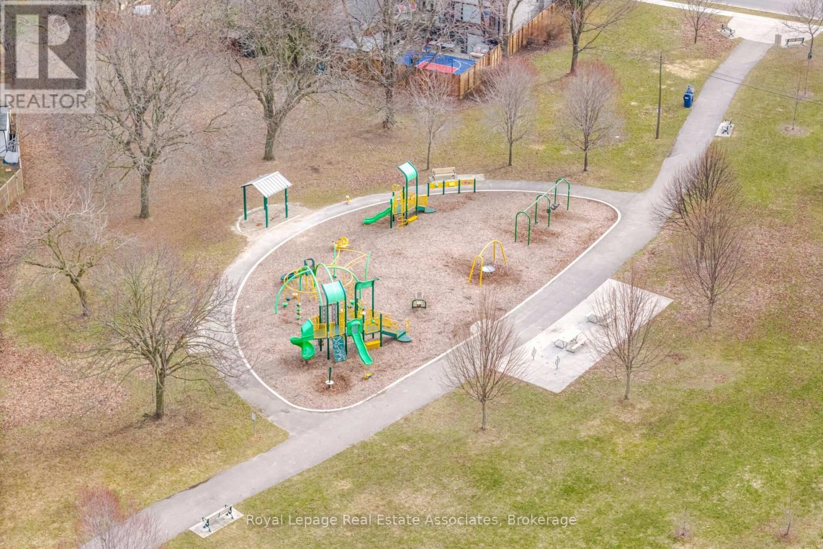 5 Rosewood Avenue, Toronto, Ontario  M8Z 1X3 - Photo 40 - W12924746