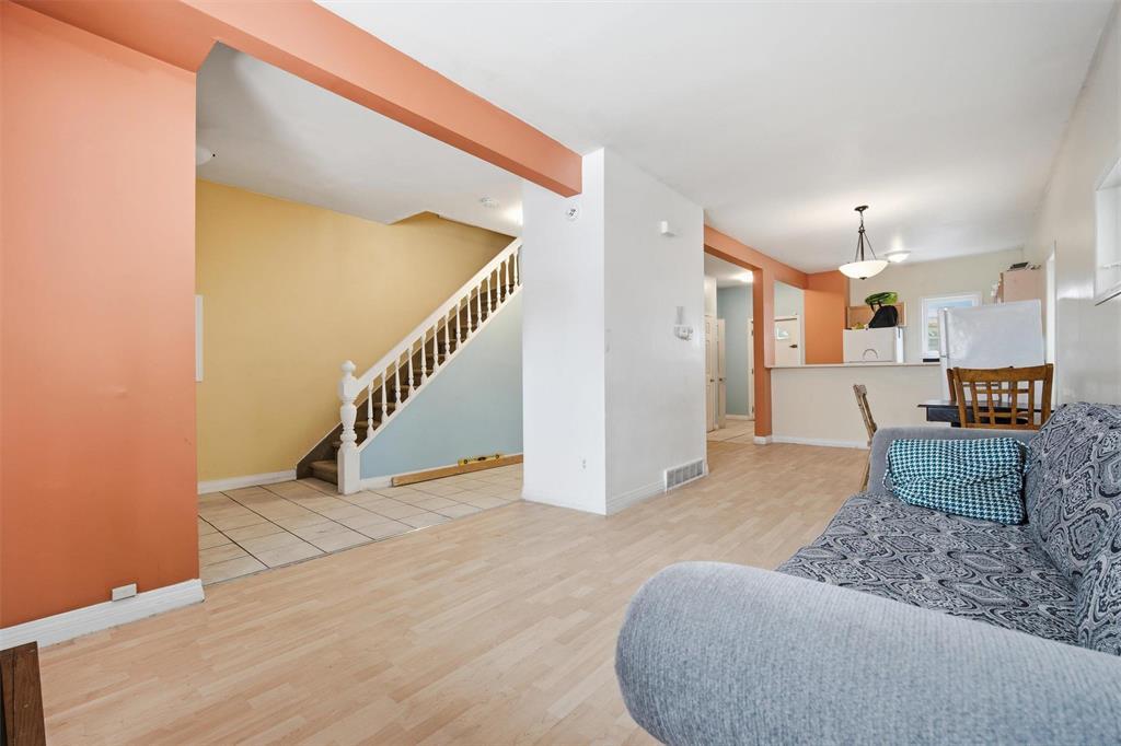 581 Furby Street, Winnipeg, Manitoba  R3B 2V9 - Photo 4 - 202605562