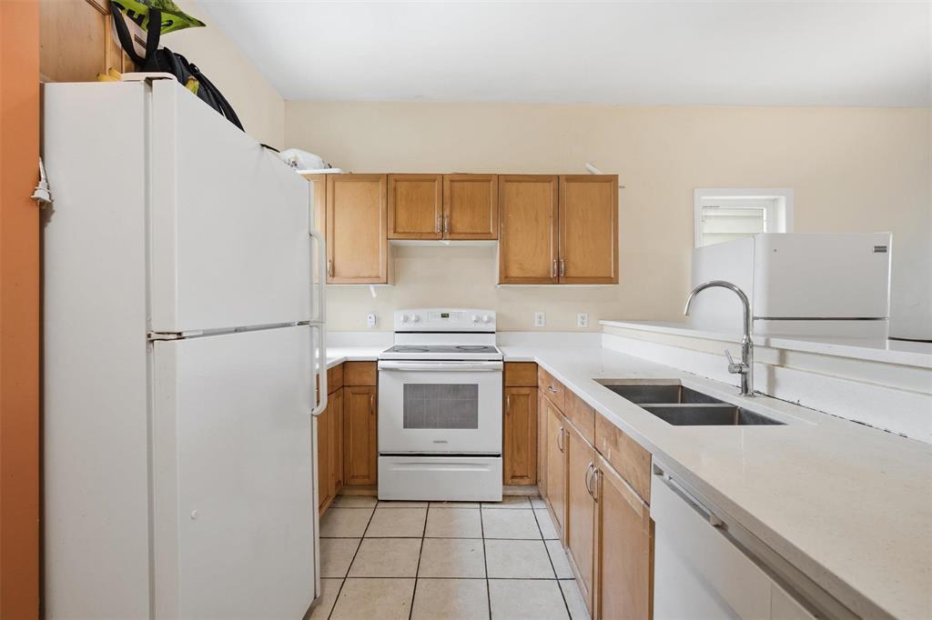 581 Furby Street, Winnipeg, Manitoba  R3B 2V9 - Photo 6 - 202605562