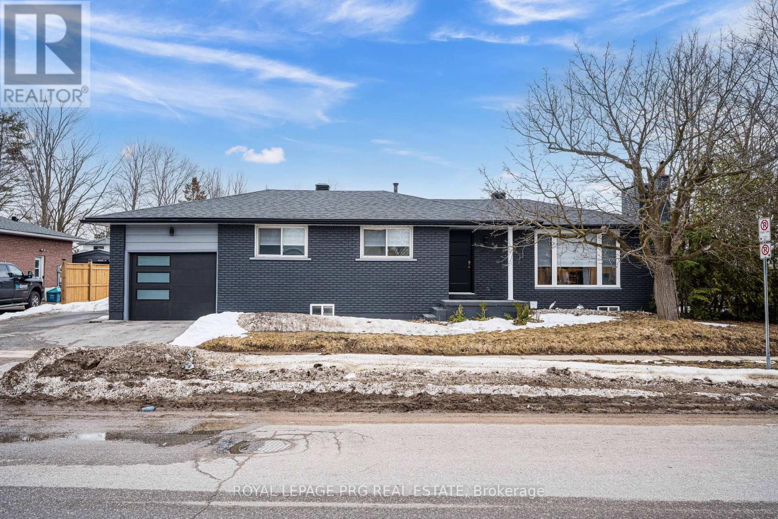 263 COOK STREET, Barrie, Ontario