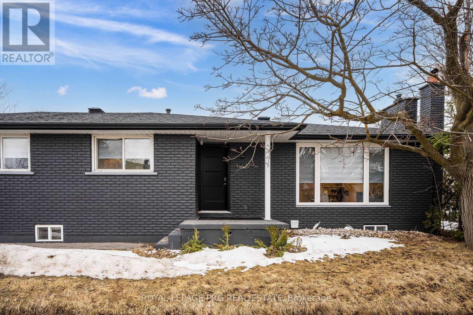 263 Cook Street, Barrie (Grove East), Ontario  L4M 4H7 - Photo 2 - S12927056