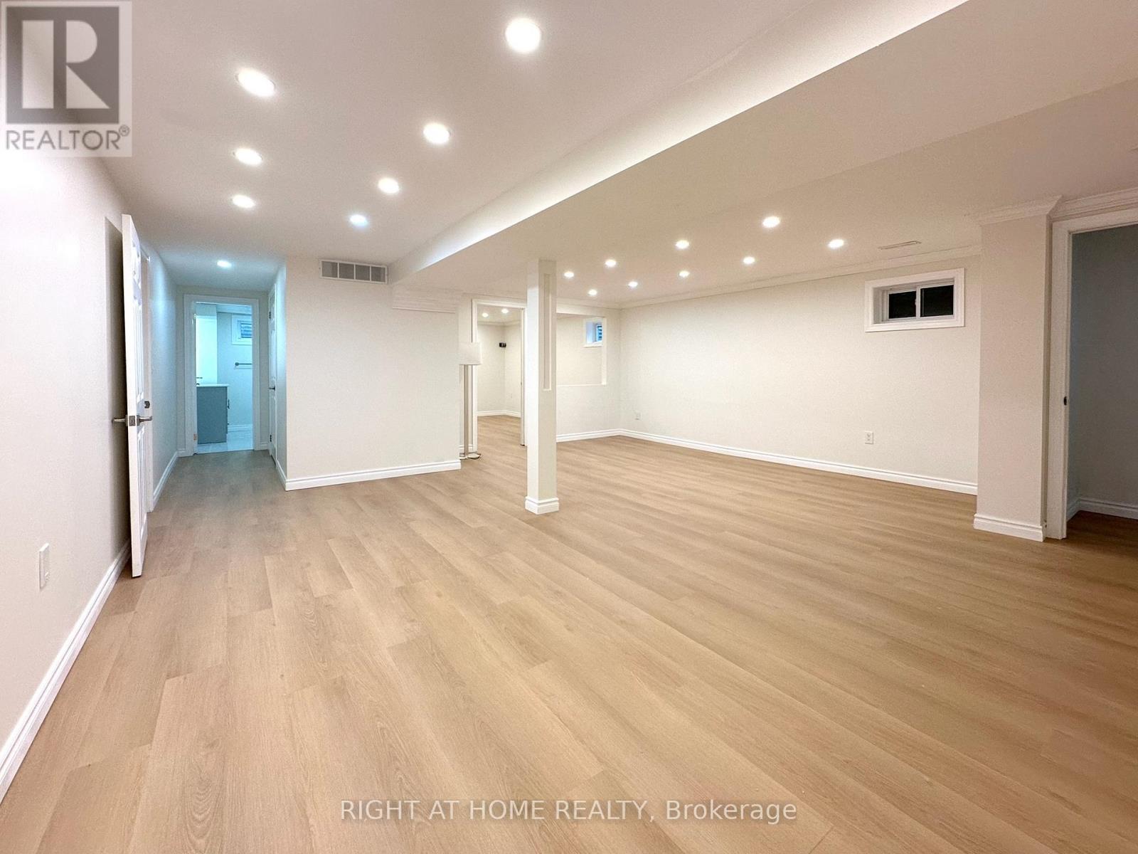 772 Wylan Court, Mississauga, Ontario  L5J 2T5 - Photo 26 - W12927060