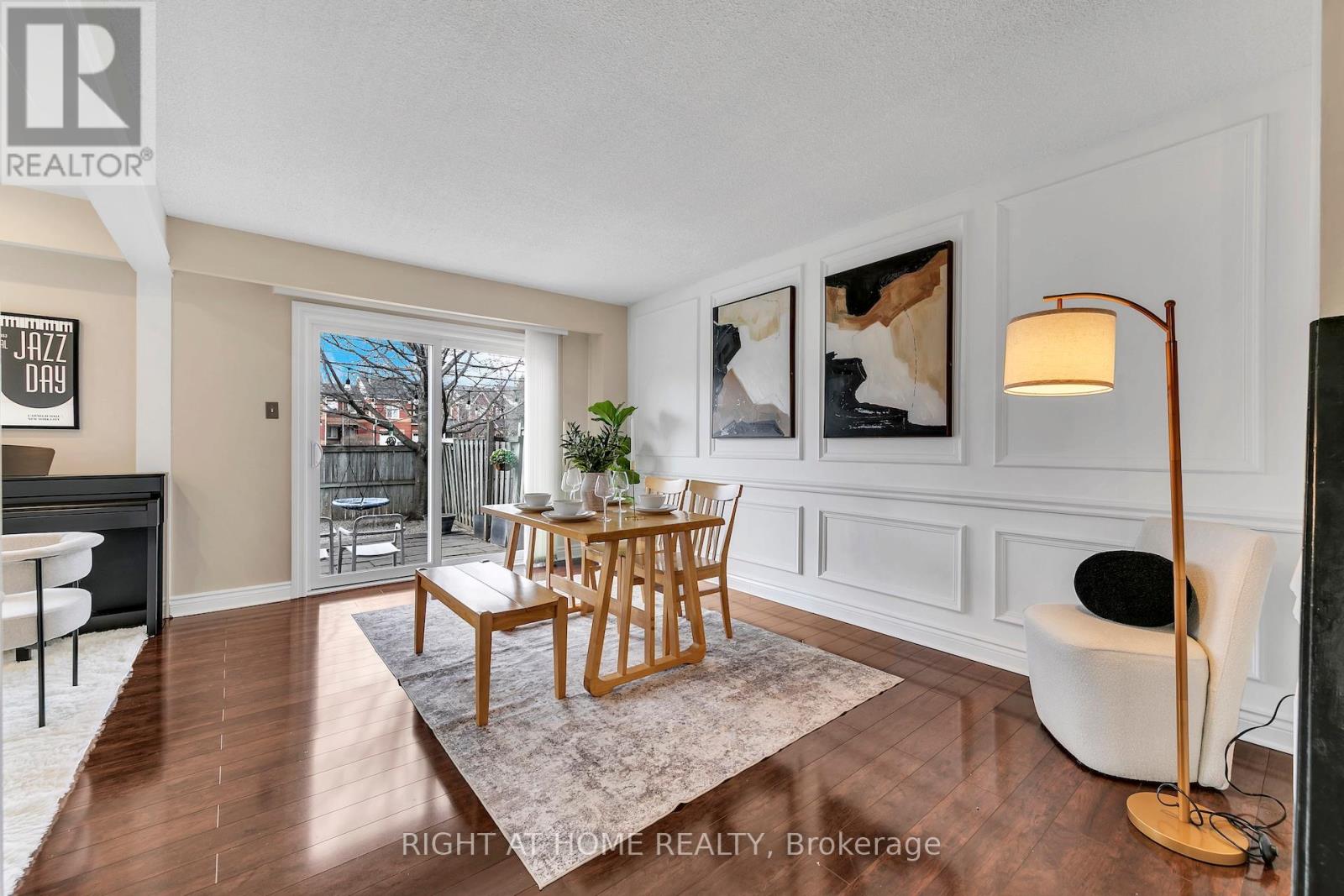 17 - 1580 Lancaster Drive, Oakville, Ontario  L6H 2Z5 - Photo 15 - W12927070