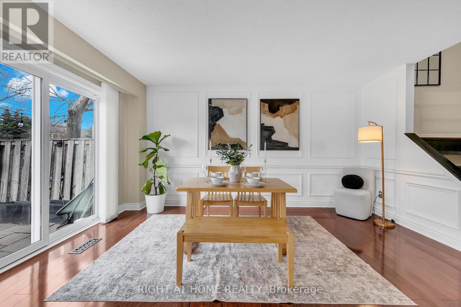 17 - 1580 Lancaster Drive, Oakville, Ontario  L6H 2Z5 - Photo 16 - W12927070