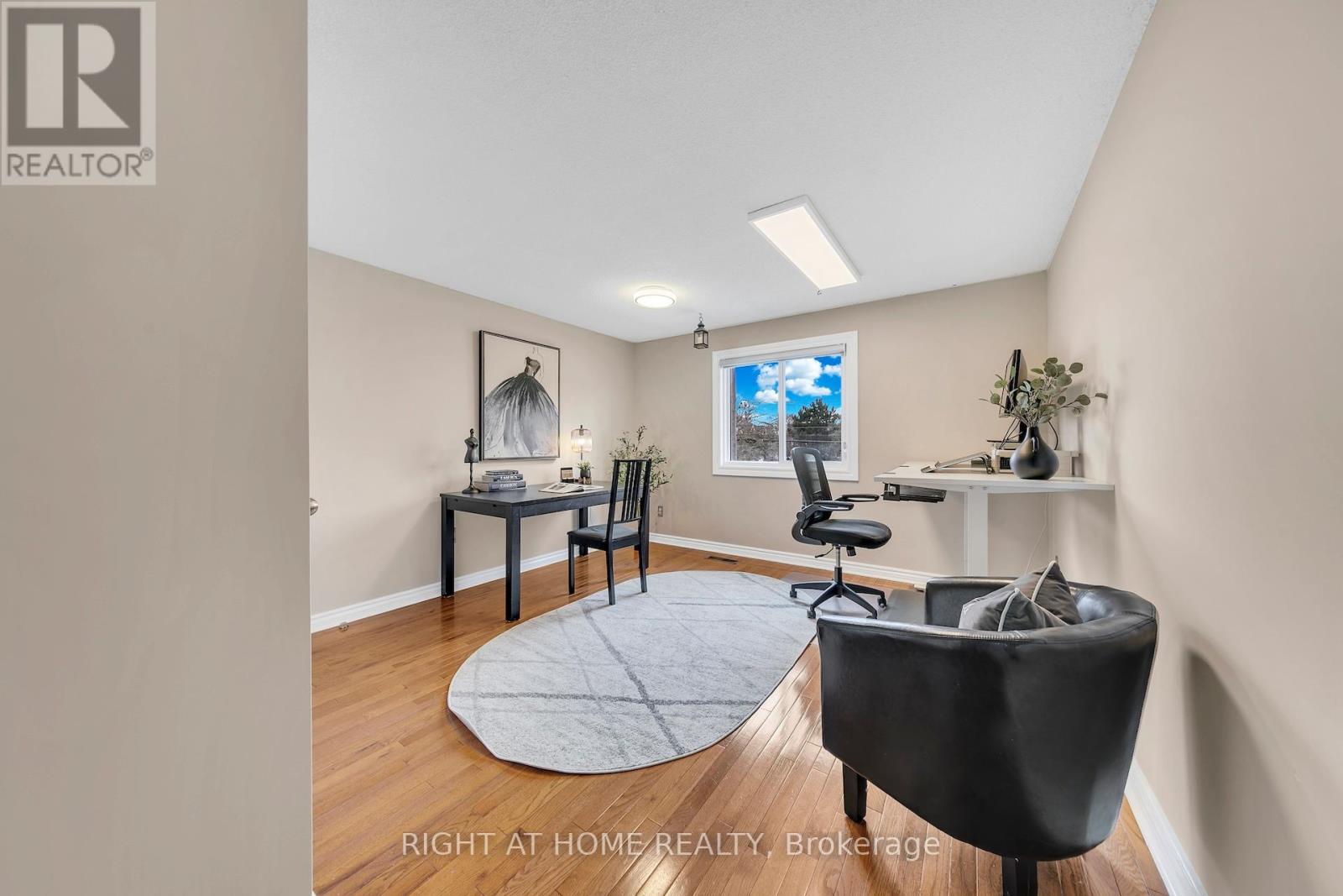 17 - 1580 Lancaster Drive, Oakville, Ontario  L6H 2Z5 - Photo 25 - W12927070