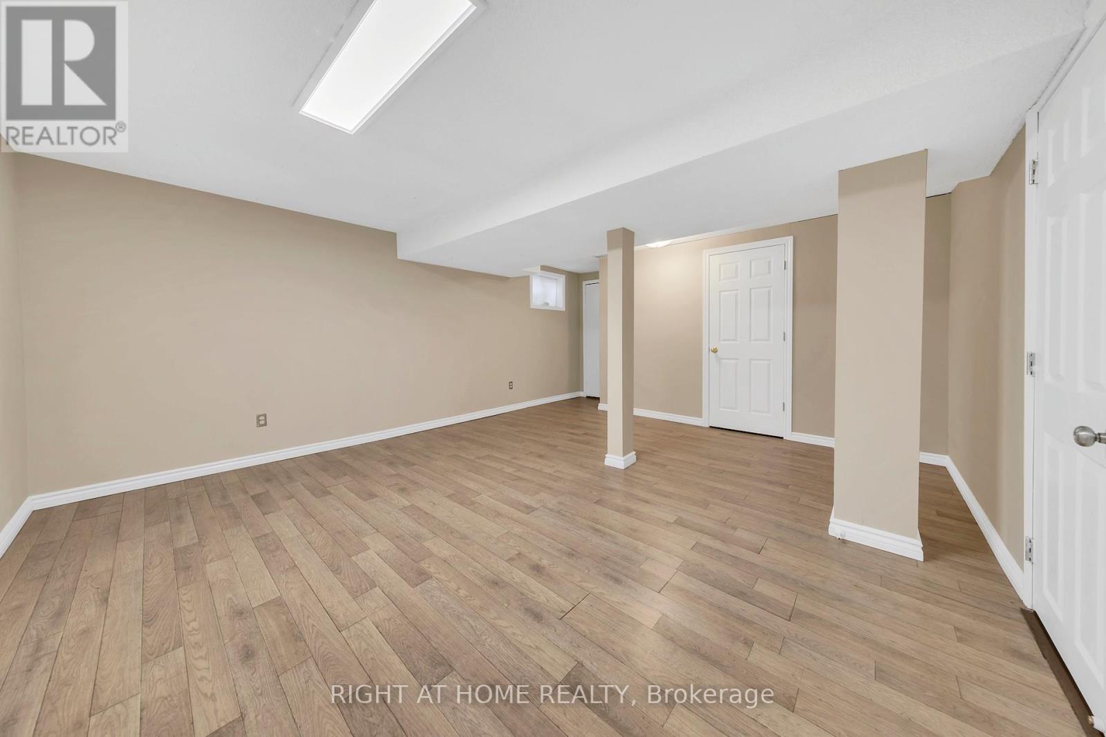 17 - 1580 Lancaster Drive, Oakville, Ontario  L6H 2Z5 - Photo 36 - W12927070