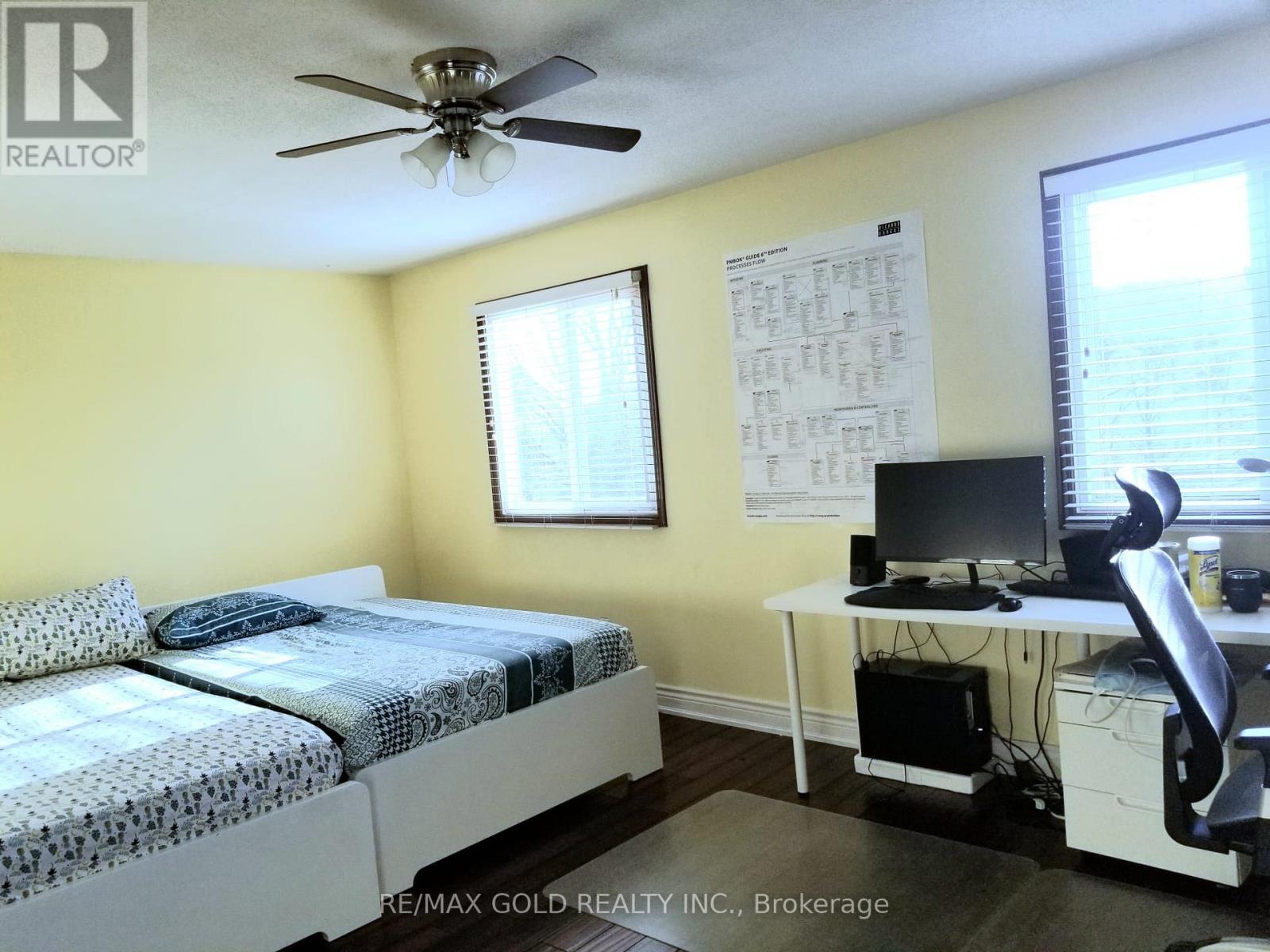 2112 Chrisdon Road, Burlington, Ontario  L7M 3S5 - Photo 11 - W12927076