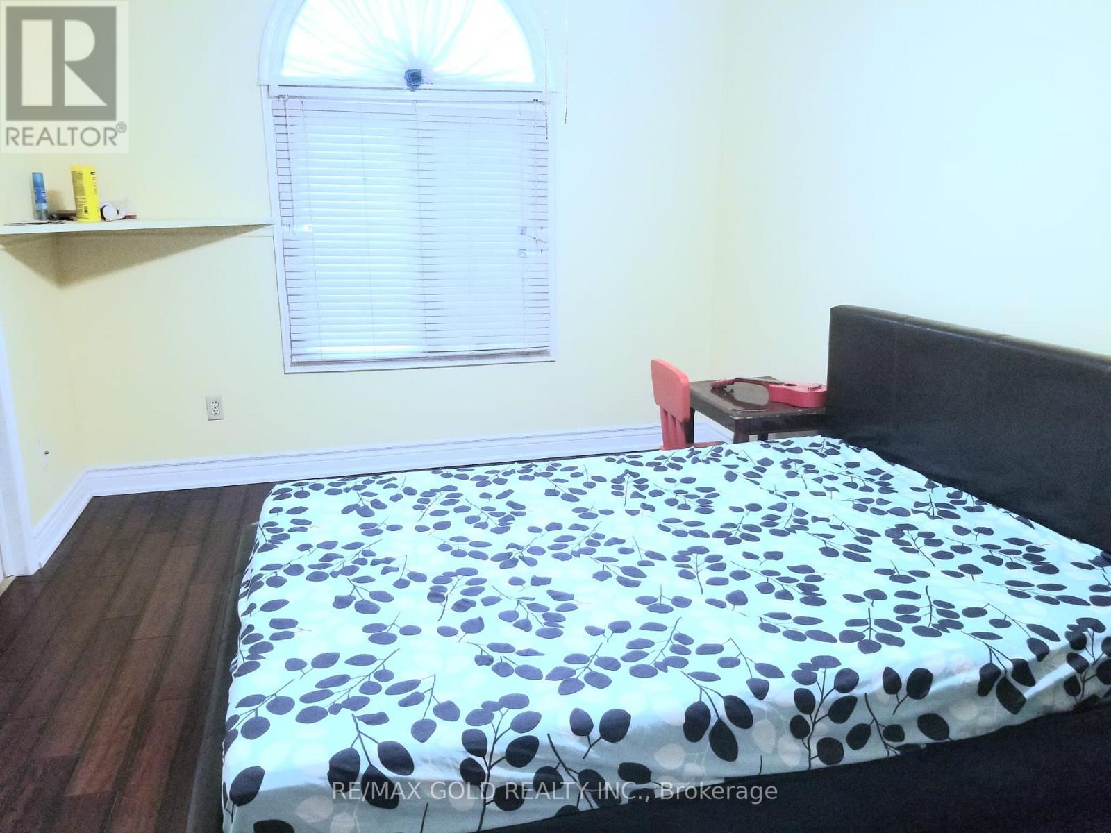 2112 Chrisdon Road, Burlington, Ontario  L7M 3S5 - Photo 14 - W12927076