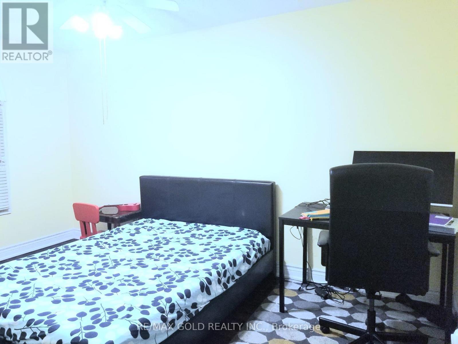 2112 Chrisdon Road, Burlington, Ontario  L7M 3S5 - Photo 15 - W12927076