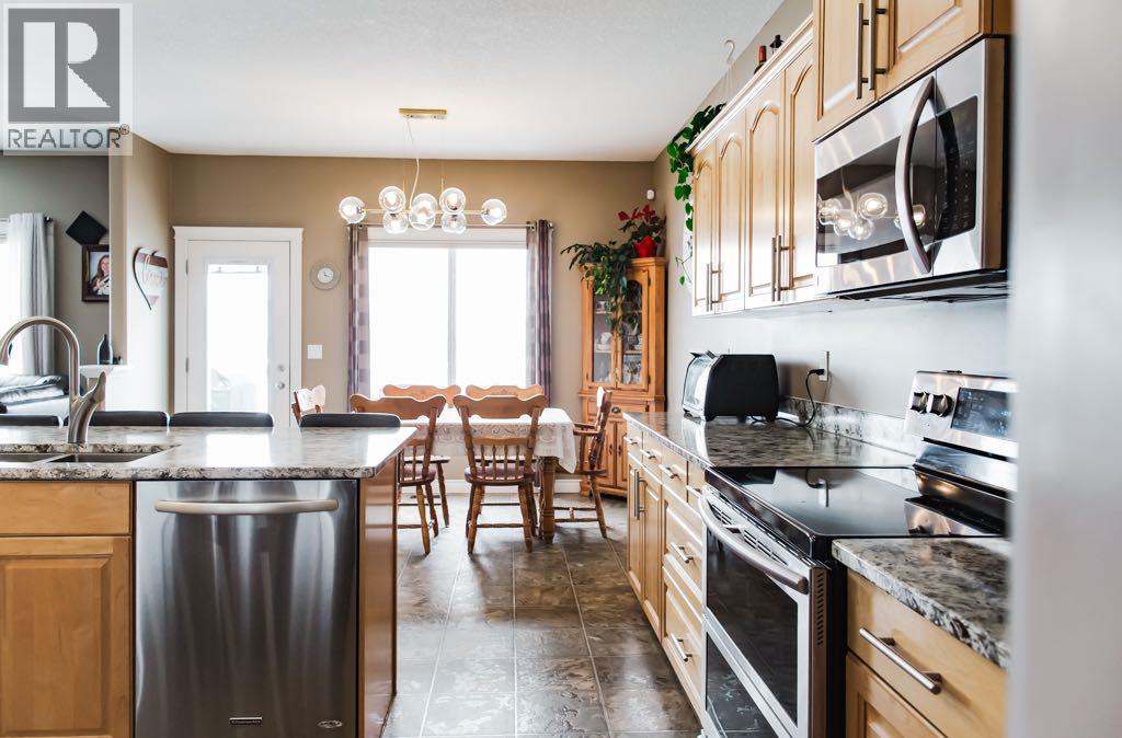 7809 115a Street, Grande Prairie, Alberta  T8W 0A1 - Photo 8 - A2296527