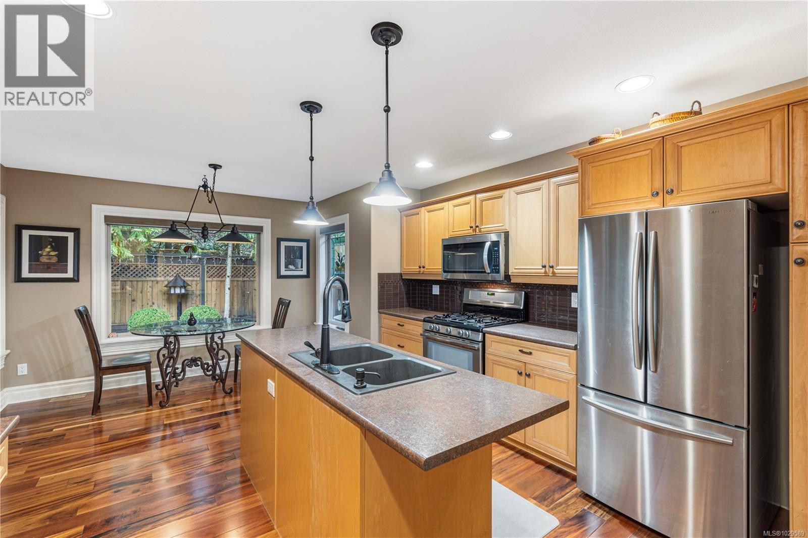 564 Hazelwood Pl, Qualicum Beach, British Columbia  V9K 1A1 - Photo 15 - 1029589