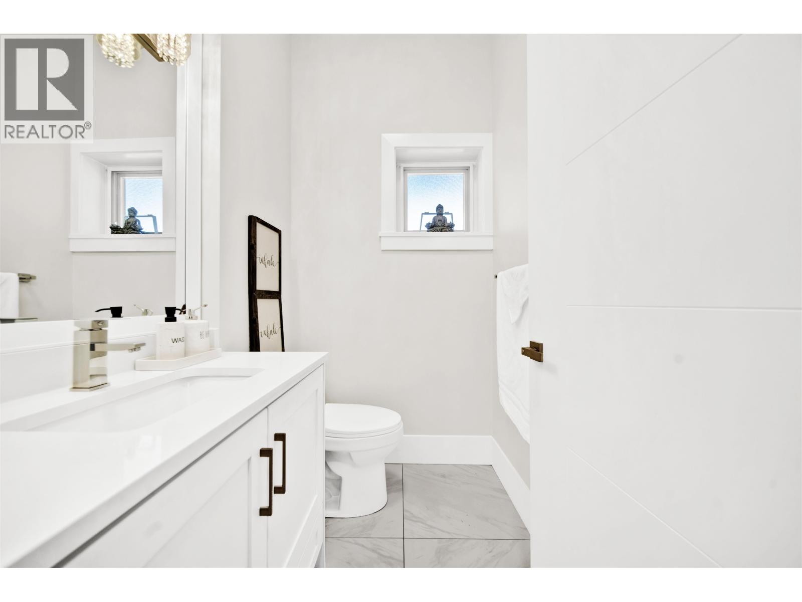 945 E 20th Avenue, Vancouver, British Columbia  V5V 1N7 - Photo 11 - R3103911