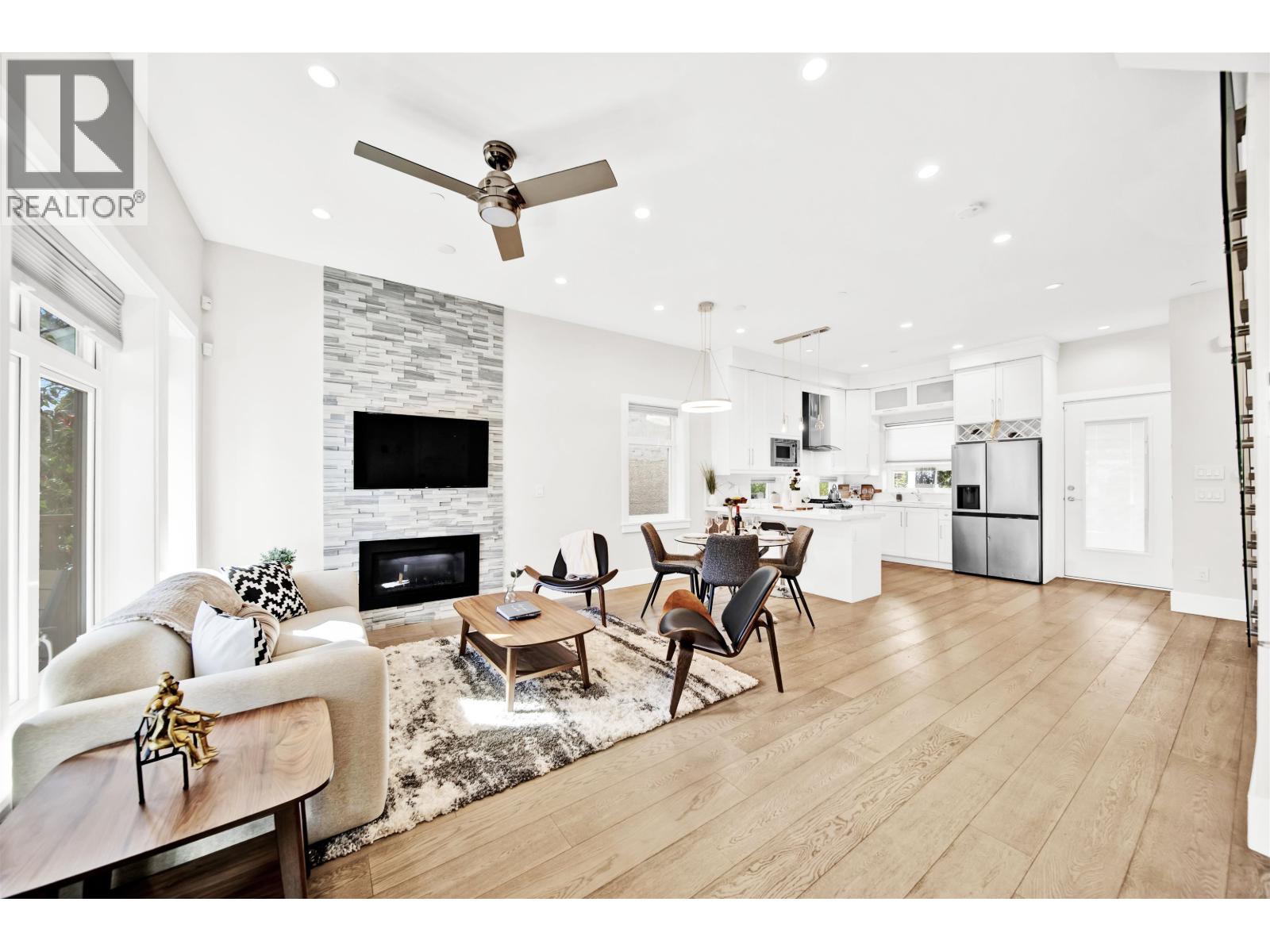 945 E 20th Avenue, Vancouver, British Columbia  V5V 1N7 - Photo 5 - R3103911