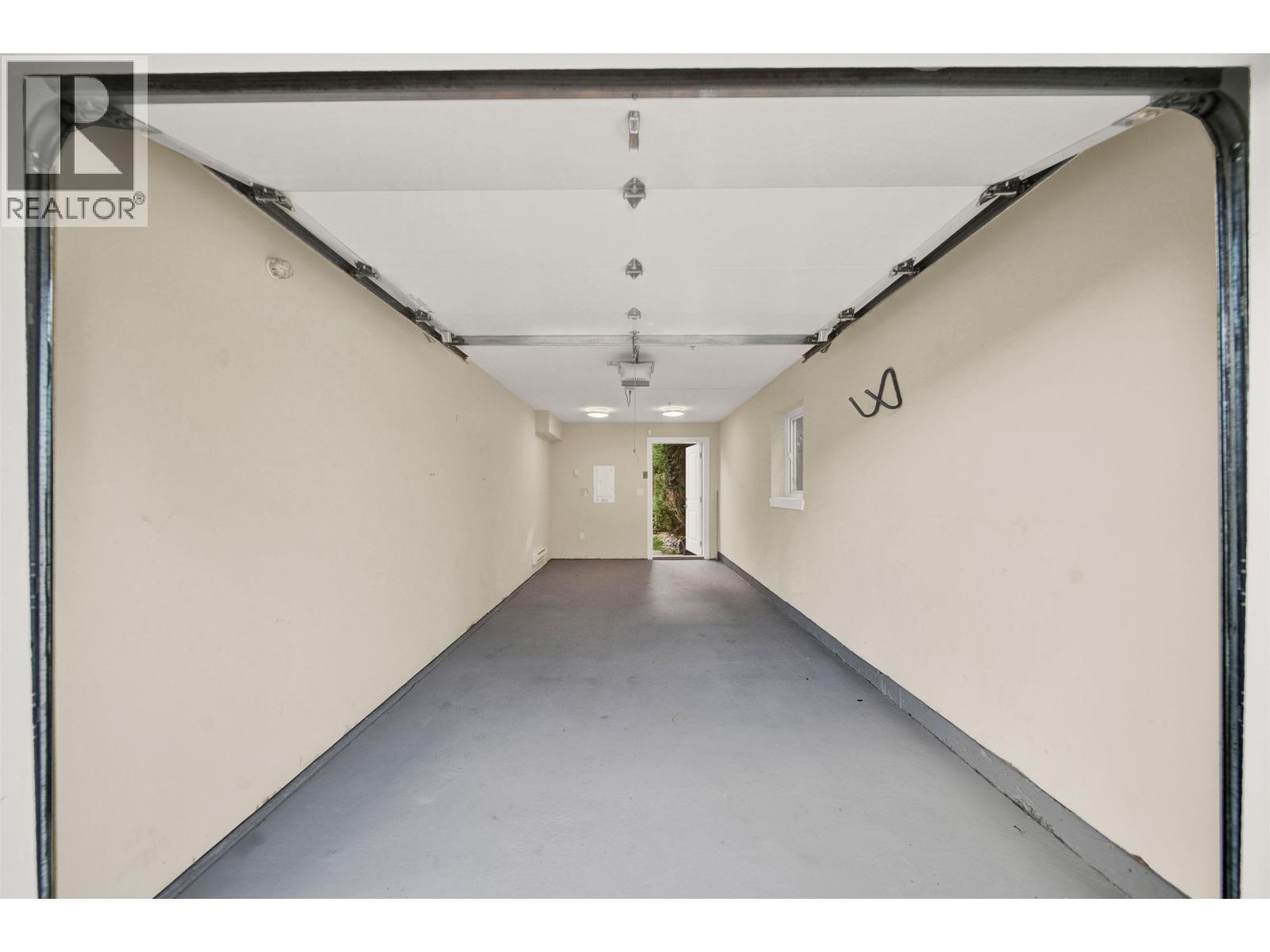 945 E 20th Avenue, Vancouver, British Columbia  V5V 1N7 - Photo 35 - R3103911