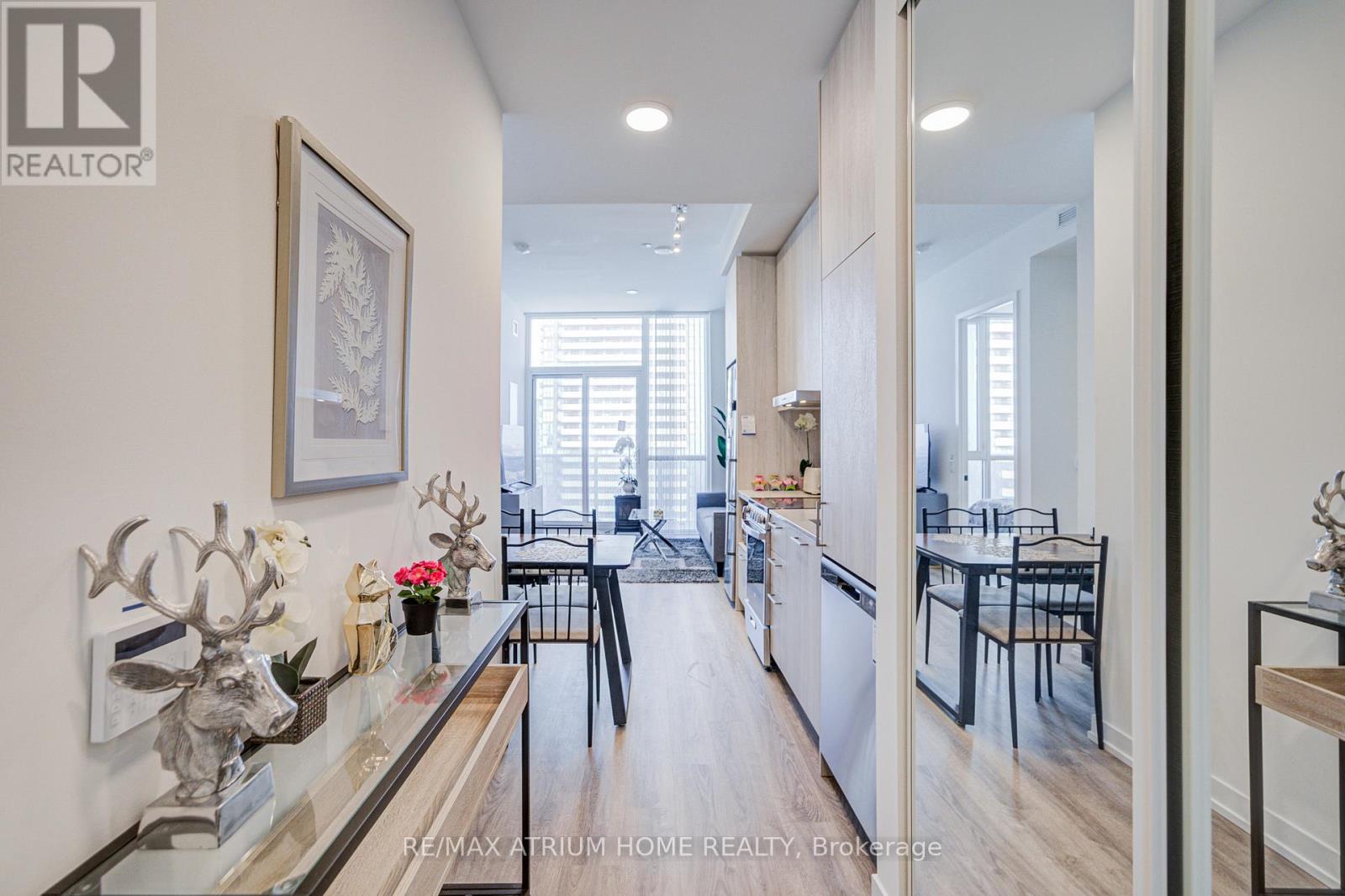 2101 - 195 Commerce St Street, Vaughan, Ontario  L4K 0P9 - Photo 5 - N12751140